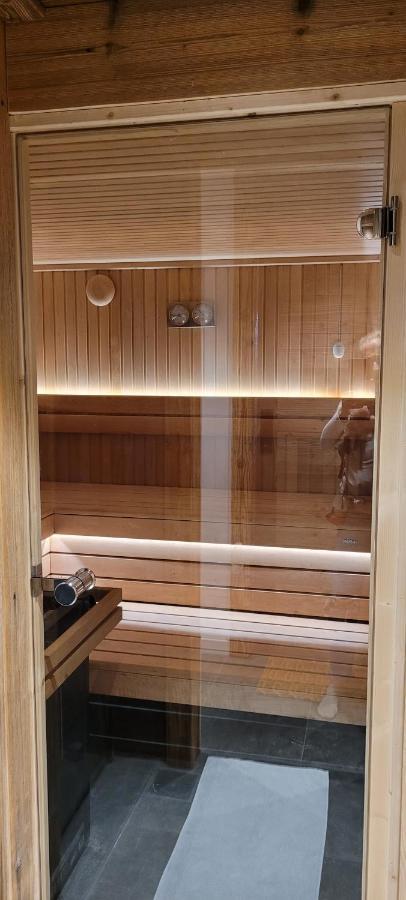 Les Petites Chambres St Gervais แซ็งต์-แฌร์เวส์-เลส์-แบ็งส์ ภายนอก รูปภาพ